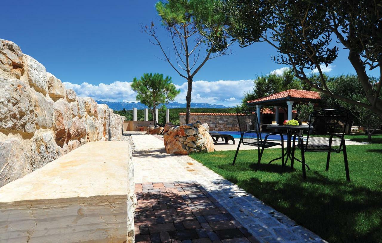 Villa Dabo Novalja Luaran gambar